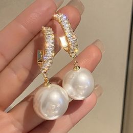 White Pearl Drop Earrings Women Shiny Rhinestone Temperament Earring Wedding Engagement Jewelry Party