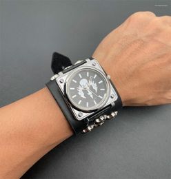 Wristwatches Luxury Men's Watches Black Cool Punk Style Skull Quartz Large Dial Sports Waterproof Wrist Watch Relogio Masculino