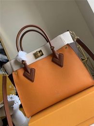 Designer Luxury handbag purses Tuffetage Leather Orange Tote Bag On My Side MM Boston Bags With Single Adjustable Straps Shoulder Handbags M53823 Crossbody Bag