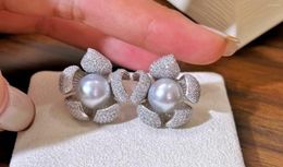 Chains Gorgeous 9-10mm South Sea Round Grey Pearl Earring 925s