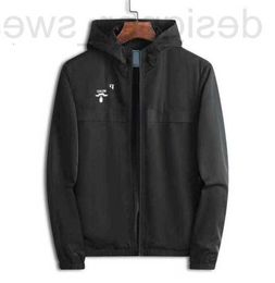 Men's Jackets Designer Mens jackets Spring Fall New Sports Casual Fashion Versatile Coat Hooded Windbreak Tops Asian Size M-3XL IM7D