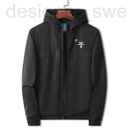 Men's Jackets Designer Mens jackets Spring Fall New Sports Casual Fashion Versatile Coat Hooded Windbreak Tops Asian Size M-3XL ED25