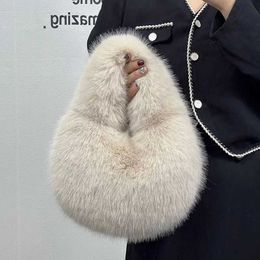 NEW Fur Women's Half Moon Bag Luxury Warm Plush Wrist Bags for Women Fashion Furry Short Handle Clutch Cute Ladies Coin Purses 230304 230220