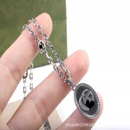 Factory wholesale 2023 New Luxury High Quality Fashion Jewellery for Silver Twist disc double clasp necklace for lovers