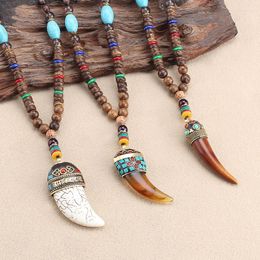 Pendant Necklaces Wenge Wooden Horn Shape Ethnic Nepal Jewelry Buddha Wood Bead Copper Vintage Necklace Accessories Women Wholesale