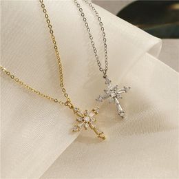 Chains HECHENG Zircon Cross Pendant Necklace For Women Star Charm Jewelry Rainestone Vintage Accessroies