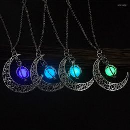 Pendant Necklaces Retro Moon Necklace For Women Men Goth Fashion Vintage Christmas Halloween Pumpkin Jewelry Accessories Glow At Night B268