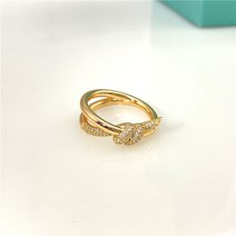 Extravagant Simple Love Ring Gold Rose Colours Stainless Steel Couple Rings Fashion Women Designer Jewellery Lady Party Wedding Engagement Anniversary Gifts