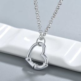 Fashion Collection 2023 New Luxury High Quality Fashion Jewelry for same double Love necklace straight jewelry