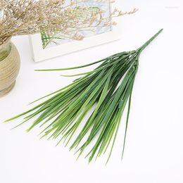 Decorative Flowers Artificial Greenery Grass Leaves Green Plant Wall Plastic Faux Plants Flower Wedding Restaurant Partition Garden Home