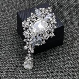 Brooches WEIMANJINGDIAN Brand High Quality Silver Plated Clear Crystal Rhinestone Wedding Decor Jewellery
