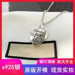 80% OFF 2023 New Luxury High Quality Fashion Jewellery for silver flower bird love necklace male and female lovers heart made of old sweater chain accessories