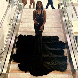 Sexy African Women Prom Dresses 2023 Deep V Neck Applique Black Girls Mermaid Party Dress Velvet Robes De Bal
