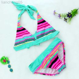 One-Pieces New Summer girls Close-fitting elastic stripe swimsuit girls split Two-pieces Swimwear children stripe bikini W0310