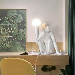 Table Lamps 90-260V Monkey Style Lamp Creative Personality Simple Modern Children's Bedroom Bedside Study Light US EU AU UK Plug