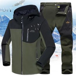 Hunting Jackets Mens Fleece Thermal Hiking Jacket Suit Autumn Winter Outdoor Windproof Waterproof Climbing Clothing Military Uniform 5XLHunt