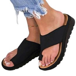 Sandals Women Pu Leather Sandals Sole Orthopedic Bunion Corrector Comfy Platform Flat Plus Size 3543 sandalias plataforma mujer Z0306