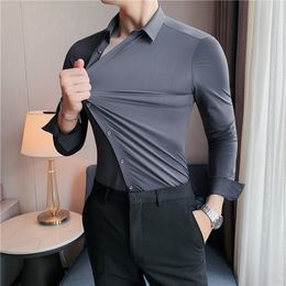 Men's Casual Shirts Plus Size 4XL-M High Elasticity Seamless Shirts Men Long Sleeve Top Quality Slim Casual Luxury Shirt Social Formal Dress Shirts 230303