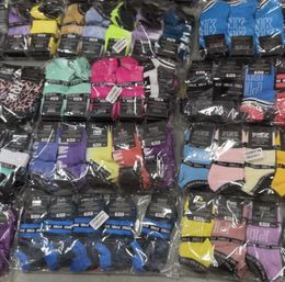 Have Real Photos with Tags Pink Black Socks Adult Cotton Short Ankle Socks Sports Basketball Soccer Teenagers Cheerleader Girls Women Sock E0306
