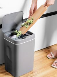 Waste Bins 16L Intelligent Trash Bin Automatic Sensor Dustbin Kitchen Trash Can Home Rubbish Smart Sensor Electric Waste Bin for Bathroom 230306