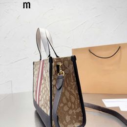 Luxury Designer Bags Handbags Shoulder Crossbody bag Tote 2024 New Fashion Texture Leather Multifunctional Portable Capacity Tote bags Factory Direct Sales