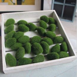 Decorative Flowers 30PCS Artificial Green Moss Ball Fake Stone Simulation Plant Diy Decoration For Shop Window El Home Wall Decor