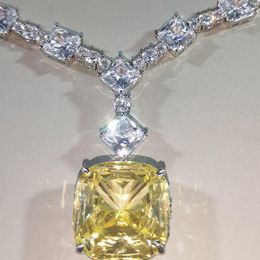 Pendant Necklaces Women's Artificial Diamond Topaz Yellow Color Crystal Stone Cubic Zircon Square Geometric Necklace Party Jewelry