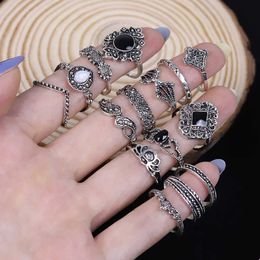 Band Rings 15 Pcs/Pack Antique Midi Finger Ring Set Bohemian Vintage Black Stone Punk Rings Fashion Jewellery for Women Party Christmas Gifts AA230306