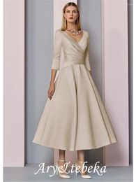 Party Dresses A-Line Mother Of The Bride Dress Plus Size Elegant Vintage V Neck Length Satin 3/4 Sleeve With Pleats 2023