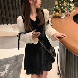 Casual Dresses Vintage Mini Dress Lolita Women 2023 Autumn Lace Bow Velvet Evening Party Female Y2k Kawaii One Piece Korean