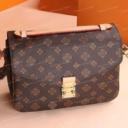 Fashion Womens Luxurys Designer Bags Handbag Women Handbags Lady Messenger Shoulder Bag Luxury Crossbody Tote Wallet With Dust Bag