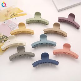 Pure Colour Large Square Hollow Ribbon Gripping Hair Claw Fashion Hair Accessories Women Resin Ponytail Clip Boutique Cute hairpin New 1849