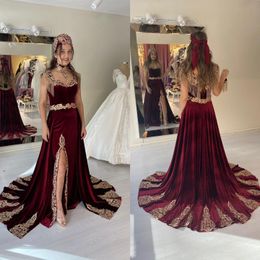 Luxe Karakou Algerien Evening Dress With Detachable Train Burgundy Velvet Cafan Mermaid Prom Gown Slit Lace 2 in 1 Turkey Party Formal Dubai Abaya Dresses