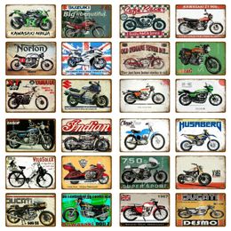 Retro car tin sign Classic Motorcycle Plate Garage Decorative Plaque Metal Signs Motor Brand Vintage Tin Sign Man Cave Wall Collection Decor Size 30X20CM w02