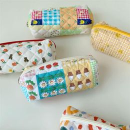 Cosmetic Bags & Cases Kawaii Flower Cloth Stationery Pencil Case Portable Box Korea Large Capacity Storage Bag BagCosmetic