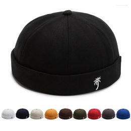 Berets Brimless Skullies Cap Beanie Hat Men's Solid Colour Street Portable Docker Hats Melon Skin Hip Hop Vintage Caps