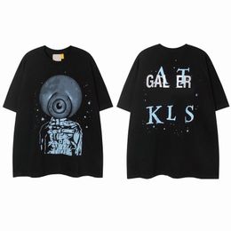 Men Designer t-Shirts Galleryes Depts Top Lettering Short Sleeves 2023ss Skeleton Car Graffiti Print t Shirts Round Neck Pullover Couple Tee Cotton High Street c0