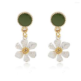 Backs Earrings Bettyue Lovely Green Small Discs And Charming Daisy Shape For Women Girls Natural Flavour Two Type Earring Outdoor Activitie