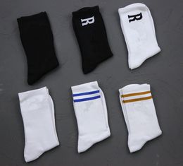 2023 Mens Womens Streetwear Socks Women Men Unisex Cotton Breathable Basketball Football Sports Sock Fashion Harajuku Hiphop Sock N1