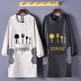 Aprons Waterproof Oil Cooking Apron knife fork pattern Long sleeve Kitchen wipe hands adult work clothes long sleeved apron winter 230307