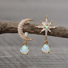 Charm Tiny Opal Moon Star Earrings Asymmetric Star White Fire Opal Stud Earring Petite Minimalist Earrings for Women Jewelry G230307