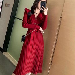 Casual Dresses Knitted For Women Autumn Winter Thick Warm V-neck Ruffled Trim Long Sleeve Solid Pleated Sweater Dress Robes Femme