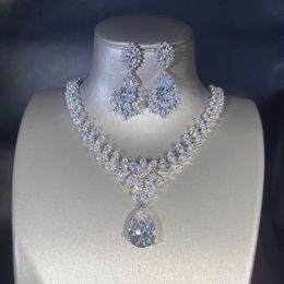 Prezioso set di gioielli con diamanti da laboratorio in argento sterling 925 con collana e orecchini per le donne, regalo di gioielli di fidanzamento nuziale