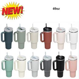 New 40oz car tumble mugs Stainless Steel Tumblers With Silicone Handle Lid Straw Travel Car Cups Outdoor Vacuum Insulated Water Bottles