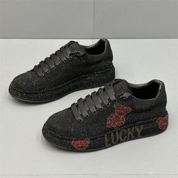 Luxury Designer shoes New Black Rhinestone Thick Bottom Casual Shoes For Men Flats Punk Rock Prom Loafers Walking Sneakers
