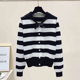 Women's Knits Tees Black White Striped Spring Autumn Winter Knitted Short Vintage Cardigan Fashion Woman Elegant Women'S Sweaters Female 230308