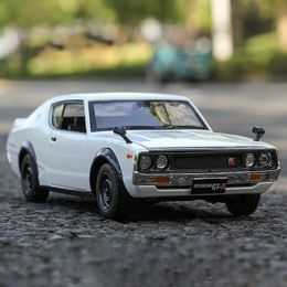 Diecast Model Maisto 1 24 Nissan Skyline 2000 GT-R 1973 Supercar Alloy Car Model Diecasts Toy Vehicles Collect Car Toy Boy Birthday gifts 230308