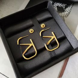 European and American Elegant Letter Metal Texture Gold-Plated Earrings Retro Personality and Minimalism All-Match Earrings for Women