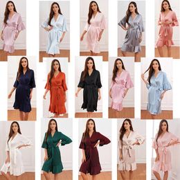 Women's Sleepwear 2023 Ruffled Robe Satin Bridal Robes Bride Bridesmaid Team Bathrobe Silk For Women