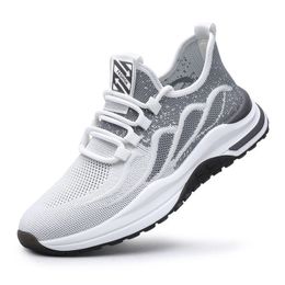 Mens Runners Shoes Grey Black Breathable Fashion Mesh outdoor comfortable lace-up knit classic Sport Man Sneakers Chaussures shoe